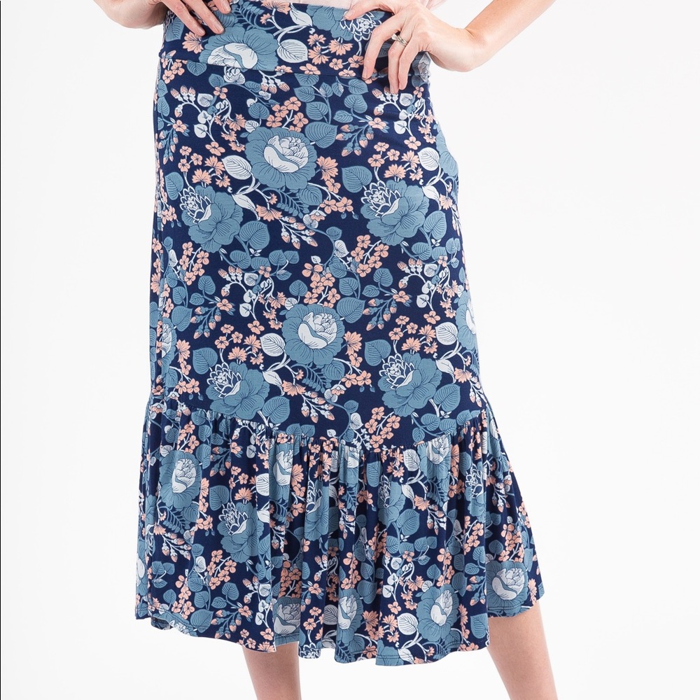 Agnes & Dora Boho Ruffle Midi skirt